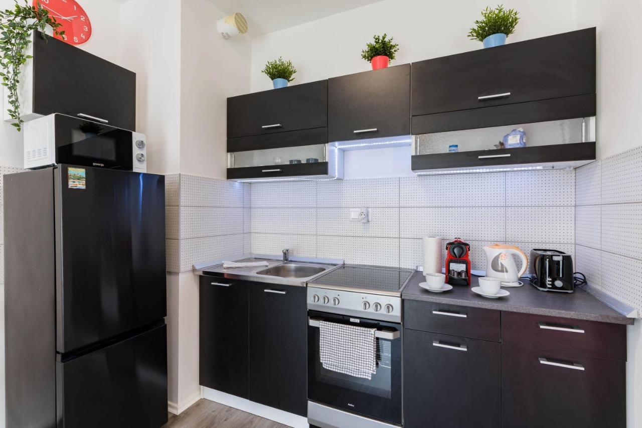 Apartament New Blue Danube With Balcony And Parking