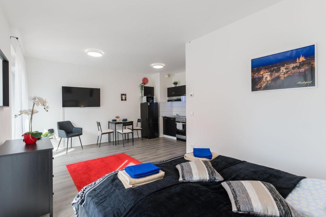 Apartament New Blue Danube With Balcony And Parking