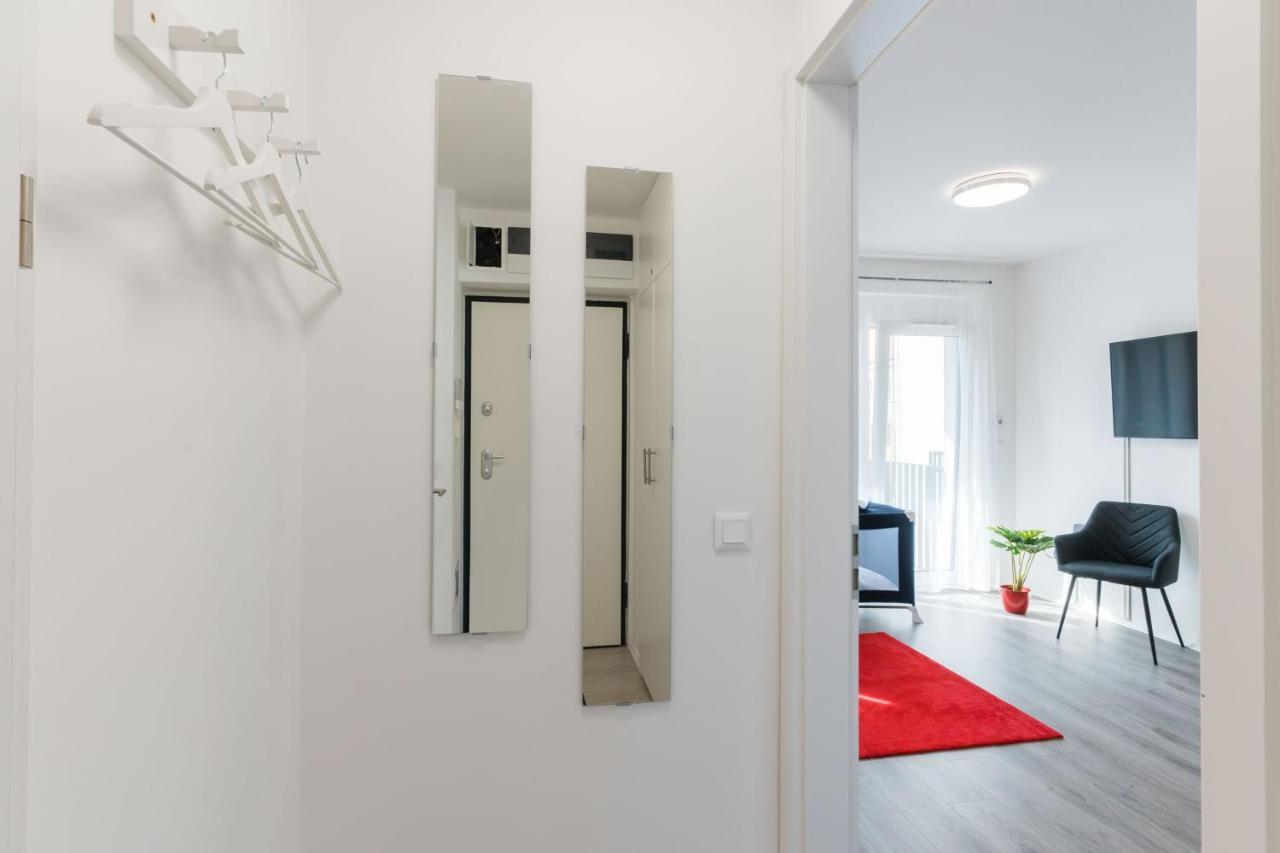 Apartament New Blue Danube With Balcony And Parking